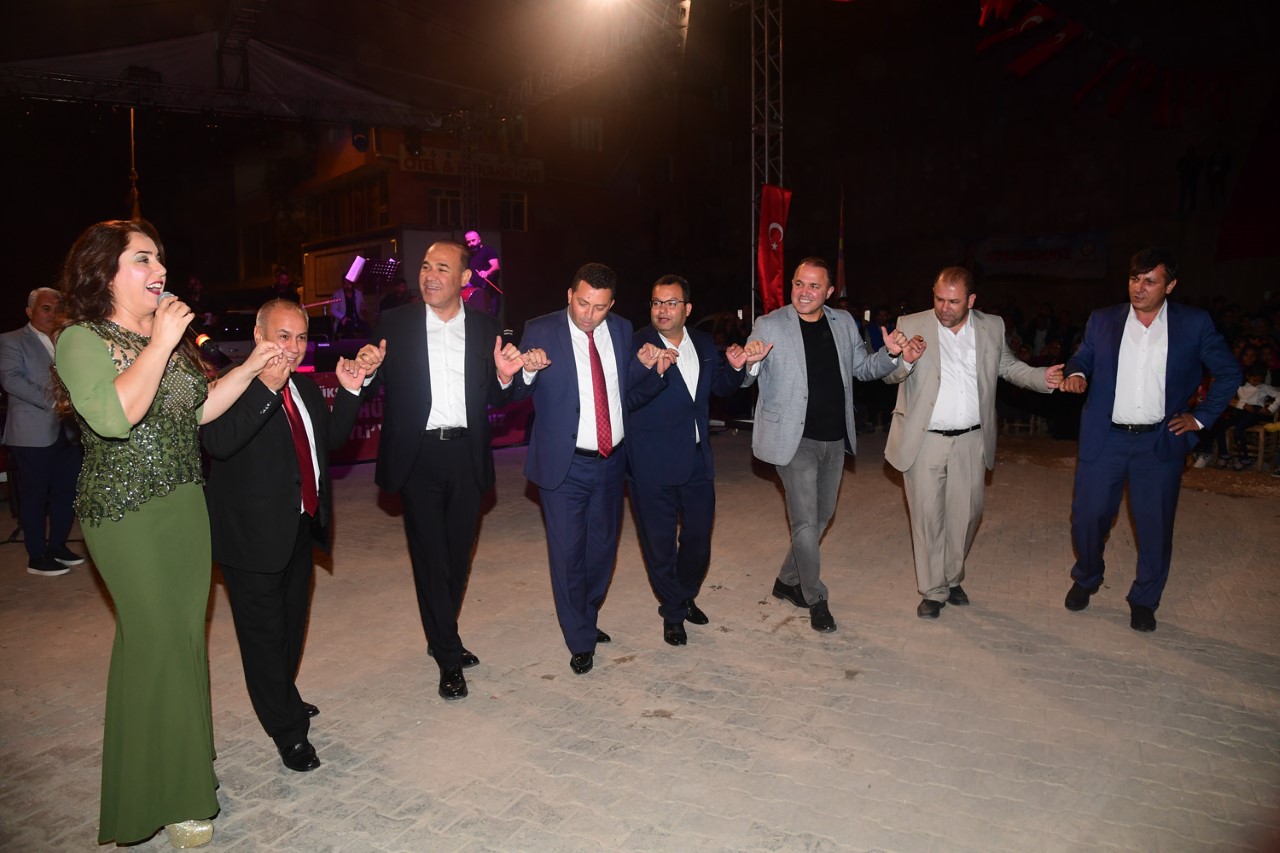 Sözlü Saimbeylili hemşerilerinin kurtuluş sevincine ortak oldu