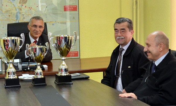 Adanada masa tenisi hakem kursu açılıyor