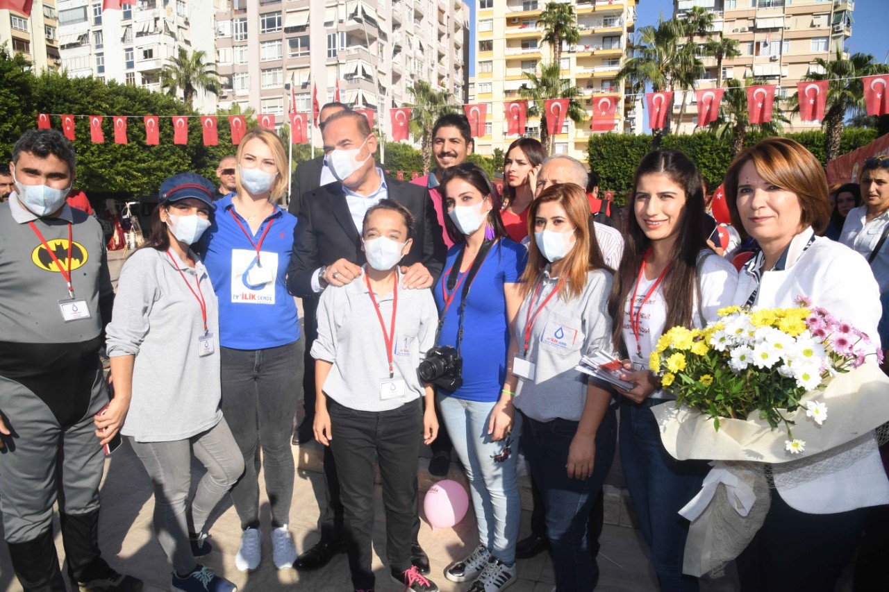 Sözlü disleksili çocukları yalnız bırakmadı