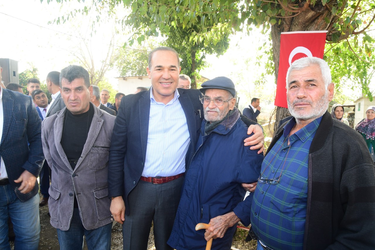 Başkan Sözlü sevgisi yol kestiriyor
