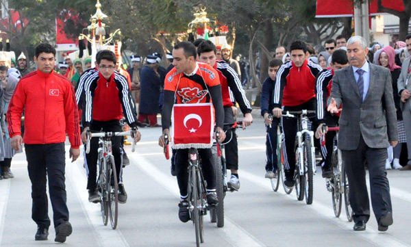 Adana Bölge Bisiklet Takımı Mersine gitti