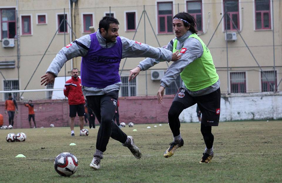 Kaplan İzmir yolcusu