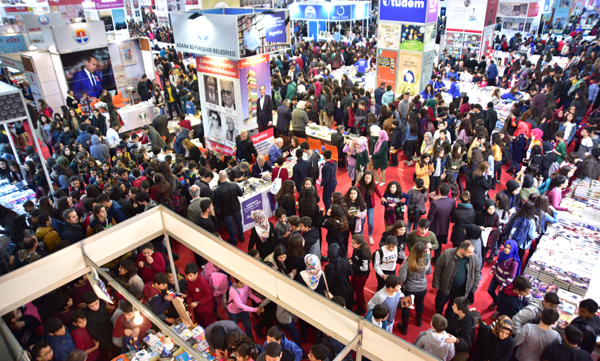 Yılın İlk Kitap Fuarı Adana'da Açılıyor