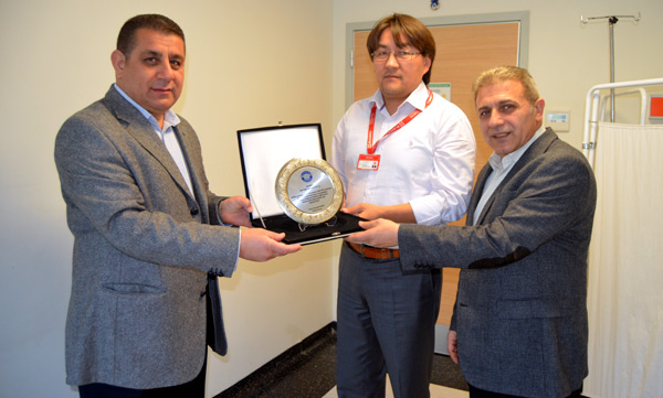 Adana Demirspordan Algomede Teşekkür Plaketi