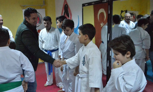 Ataşbak'tan spor kulüplerine ziyaret