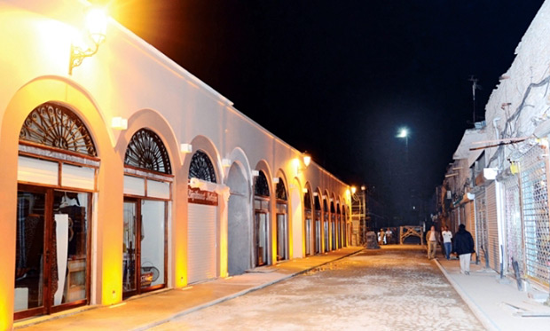 Adana tarihi binalarıyla öne çıkıyor