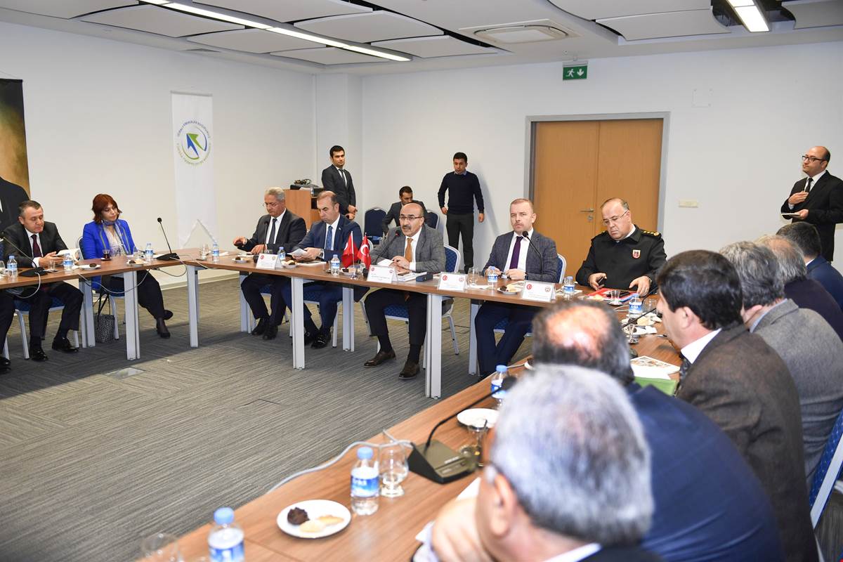 Valilik'te ''100 Günlük İcraat Programı'' toplantısı