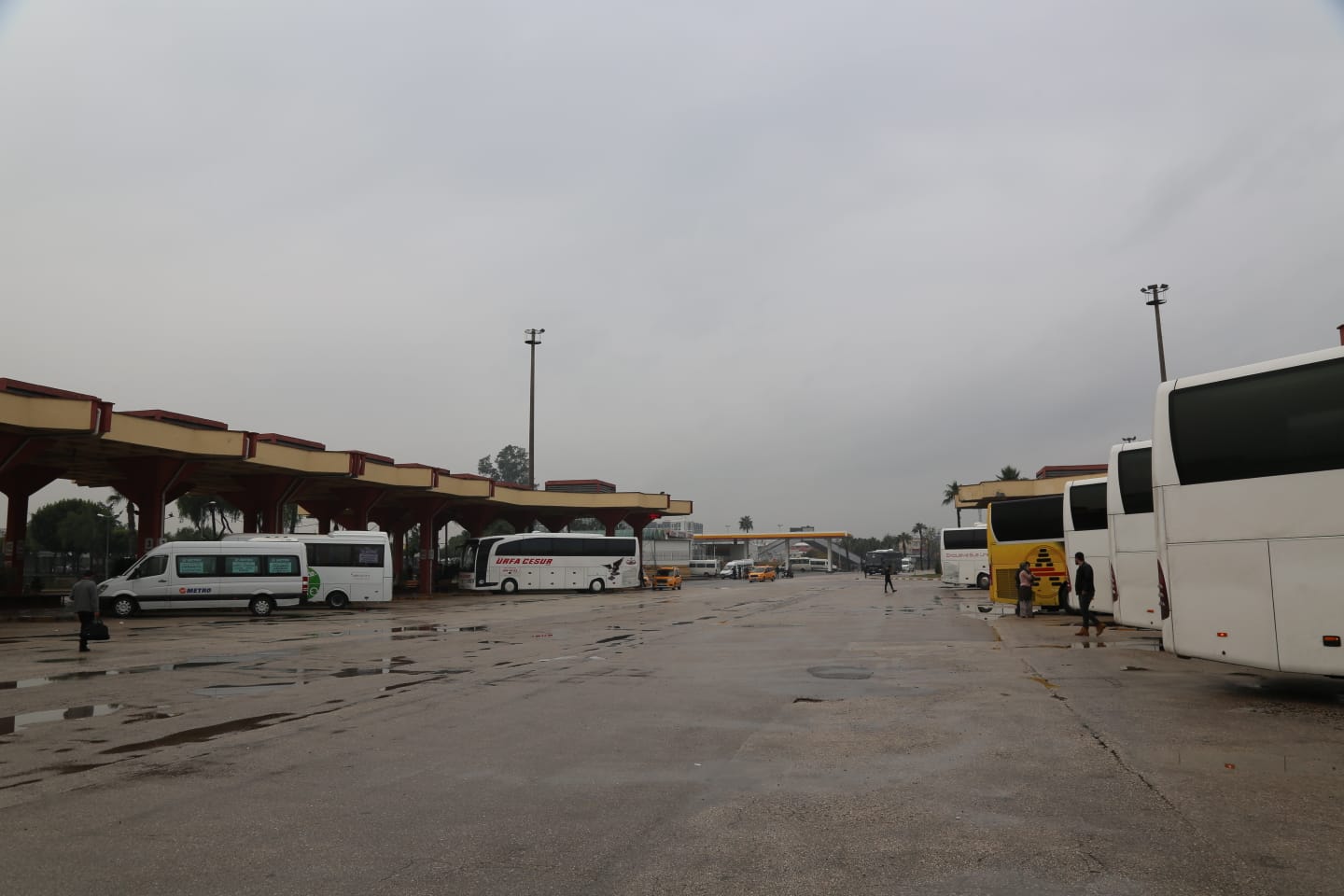 ASKİ, otogarda yaşanan su baskınına anında müdahale etti