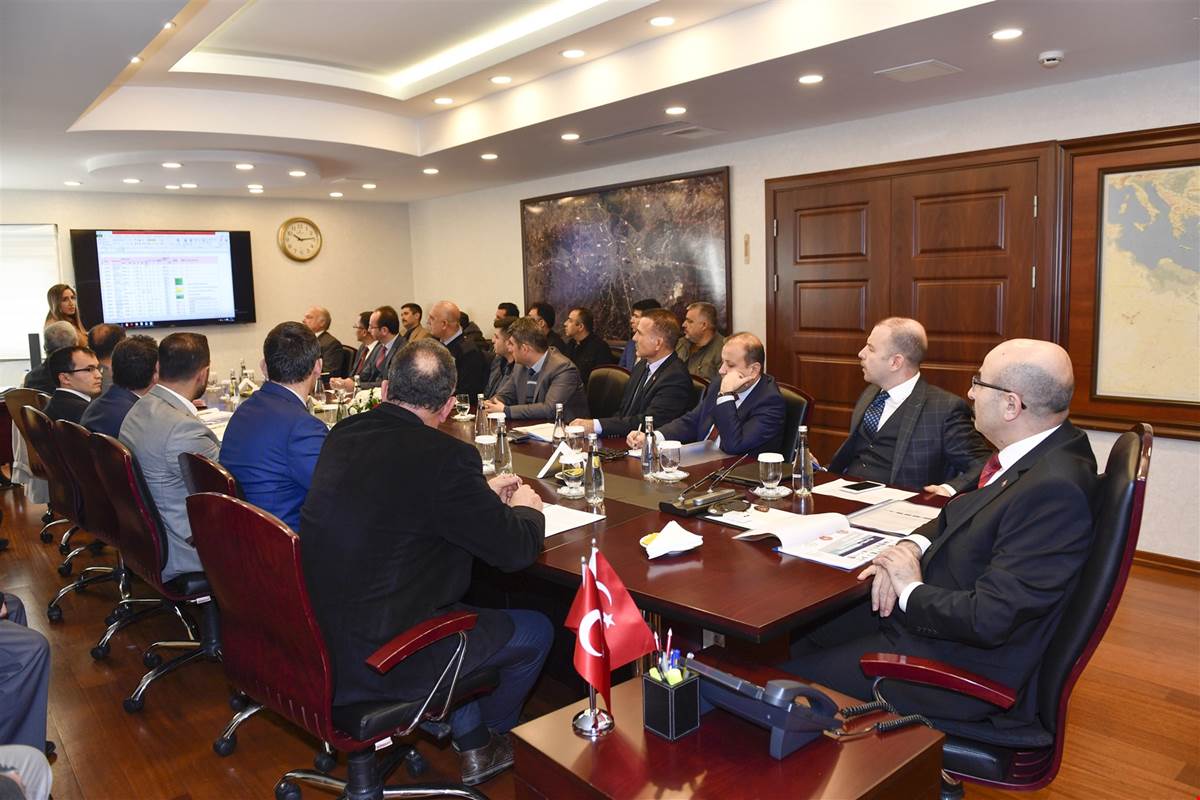 Metruk binaların durumunu değerlendirildi