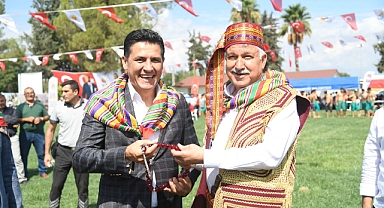 İsmet Atlı Karakucak Güreşleri yapıldı