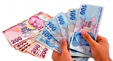 Yaşlı ve engelli aylıkları hesaplara yatırıldı