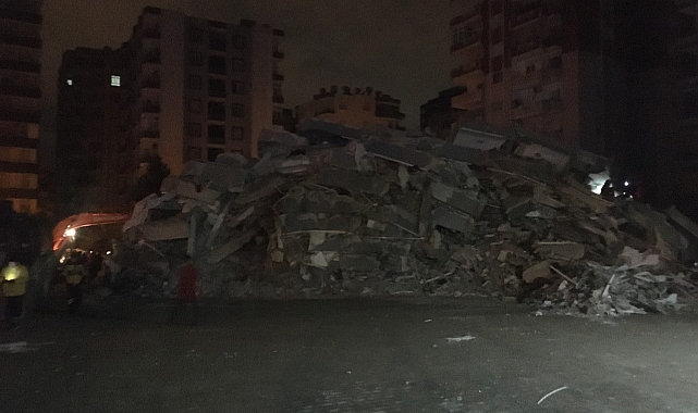 Depremde 3 bin 281 kişi öldü