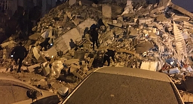 Depremde can kaybı 22 bin 327'e yükseldi