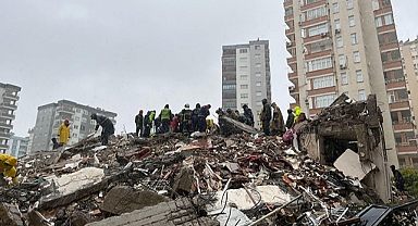 Depremdeki can kaybı 6 bini geçti