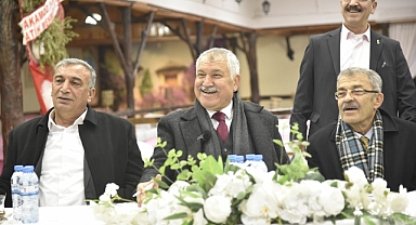 Halkın sorunlarını yerinde görüyor