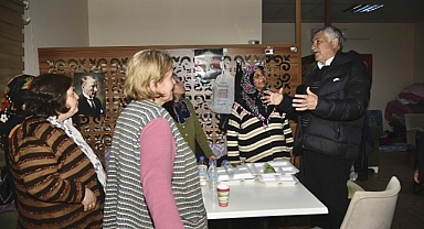 Karalar, Adana’nın dört bir yanında halkla beraber