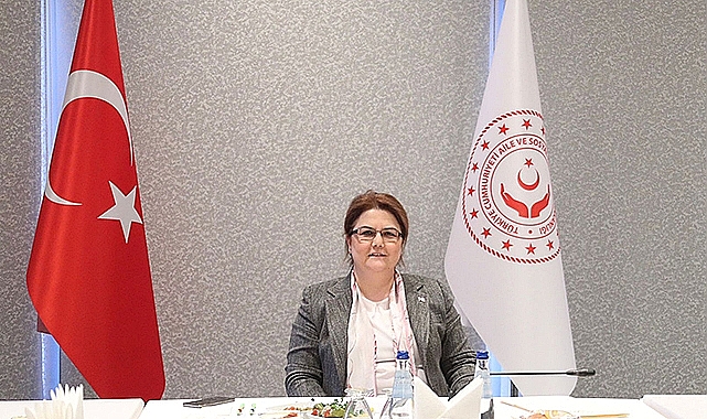 Evde bakım yardımları hesaplara yatırılıyor