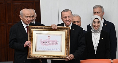 Erdoğan, TBMM'de yemin etti