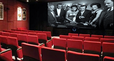 Salon sayısı sinemada azaldı, tiyatroda arttı