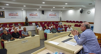 Akay muhtarlarla birlikte çözüm üretiyor