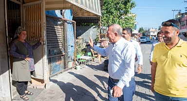 Akay, Seyhan'ı sokak sokak geziyor