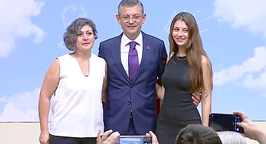 Özel, CHP genel başkanlığına adaylığını açıkladı