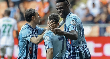 Adana Demirspor 3 puanı 4 golle aldı