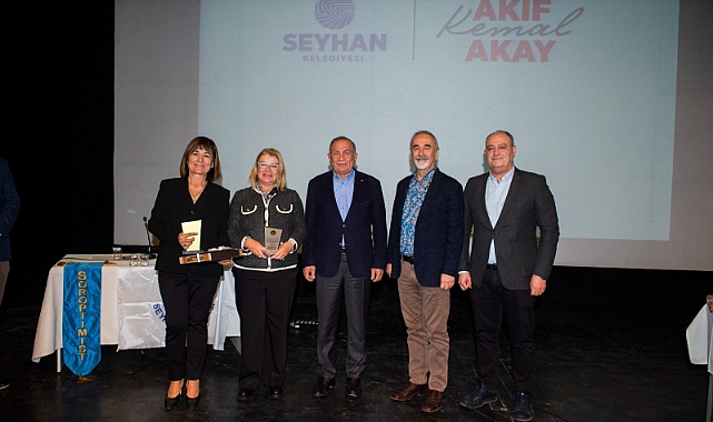 Kadınları bilinçlendiren panel