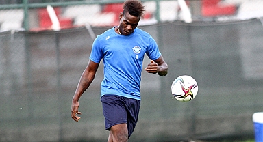 Mario Balotelli, trafik kazası geçirdi