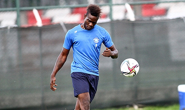 Mario Balotelli, trafik kazası geçirdi
