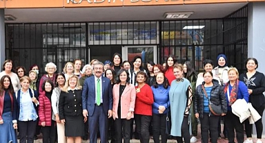 Kadınlardan Soner Çetin’e hizmet teşekkürü