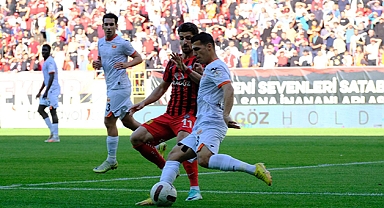 Adanaspor ateş hattında