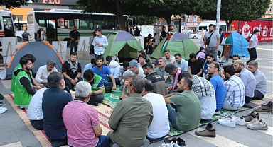 ASİM'den Filistin için gece nöbeti ve çadır eylemi