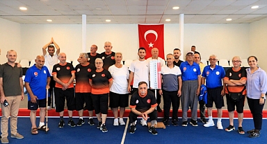 Adana huzurevinde yaşlılara spor ve sağlık dopingi!