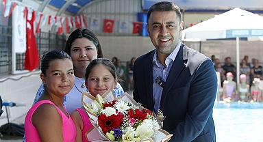 Çukurova'da hedef 10 bin çocuğa yüzme öğretmek