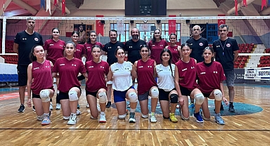 Adana’yı Kadınlar Voleybol 2. Ligi’nde temsil edecek