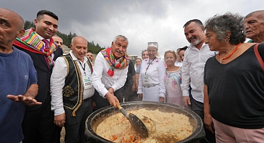 Karalar, Göller Yayla Şenliği'ne katıldı