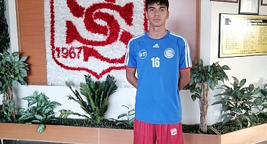 Seyhan Belediyespor'dan Sivasspor futbol akademisine