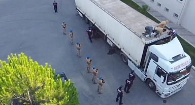 Bir ayda 4 binden fazla kaçak göçmen yakalandı