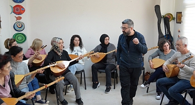 Çukurova'da ücretsiz saz kursu