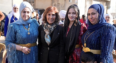Başkan Tekin, Seyhan'ı karış karış geziyor