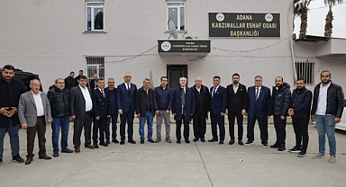Vali Köşger, hal esnafıyla bir araya geldi