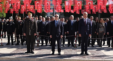 Atatürk’ün Adana’ya gelişinin yıldönümü törenlerle kutlandı