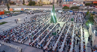 Seyhanlıları iftar sofrasında buluşturdu