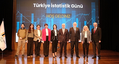 1.79 milyon yaşlı, tek başına yaşıyor