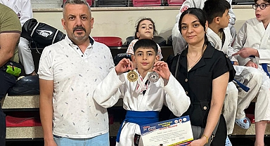 Adanalı Eymen İrhan’dan çifte başarı