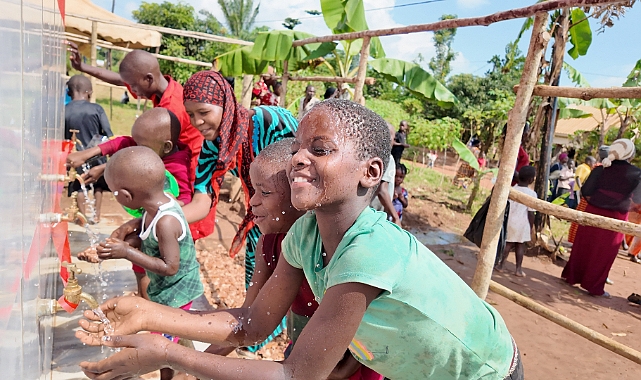Türk Kızılay, Uganda'da 10 su kuyusu açtı