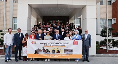 Adanalı genç kızlar gençlik kampına gitti