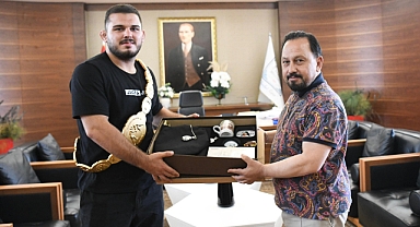 Başpehlivan'dan Başkan Uludağ'a ziyaret