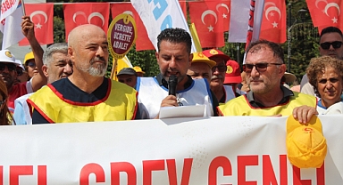 Memurlar iş bıraktı